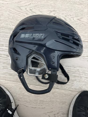 Medium Bauer Helmet (Used)