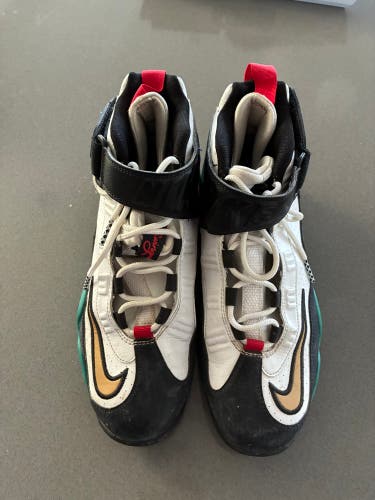 White Men's Size M 8.5 (W 9.5) Adult Nike Air Max 1 Shoes (Used)