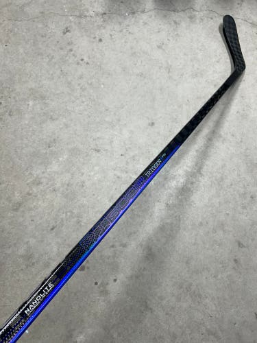 85 Flex P29 Senior CCM RibCor Trigger 7 Pro Left Hand Hockey Stick Pro Stock NHL (New)