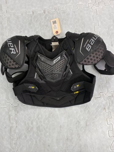 Medium Intermediate Bauer Supreme 3S Pro Shoulder Pads (Used)