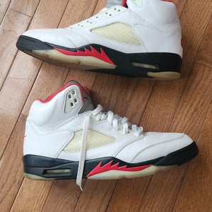 Men's Size M 11.0 (W 12.0) Air Jordan Shoes (Used)