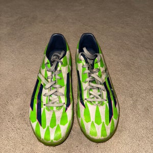 Green Men's Size M 10.0 (W 11.0) Adult Adidas Shoes (Used)