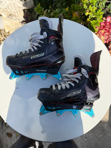 Bauer Inline Skates Regular Width Size 4 (Used)