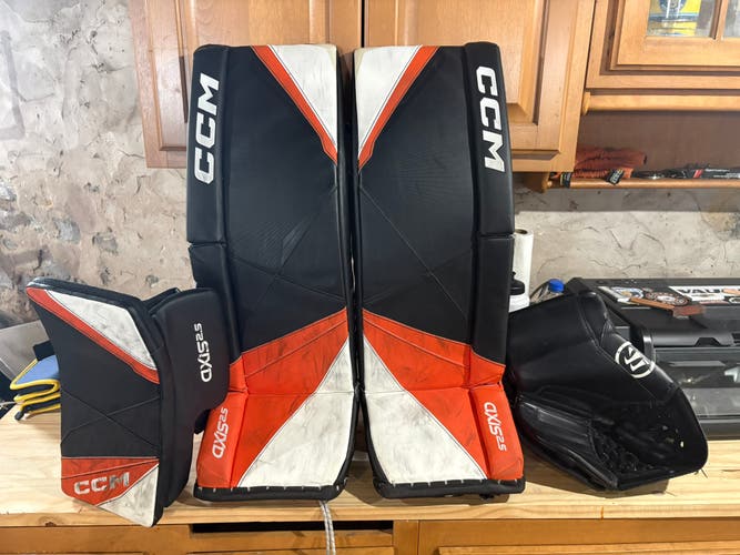 30" CCM Axis 2.5 Goalie Leg Pads (Used)