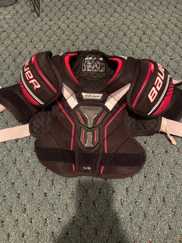 Large Junior Bauer NSX Shoulder Pads (Used)