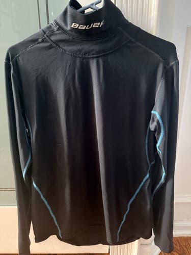 Black Small Men's Bauer Kevlar Neck guard Compression (Used)