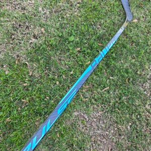 Senior Bauer Pulse Hockey Stick Left Hand P92 70 Flex (Used)