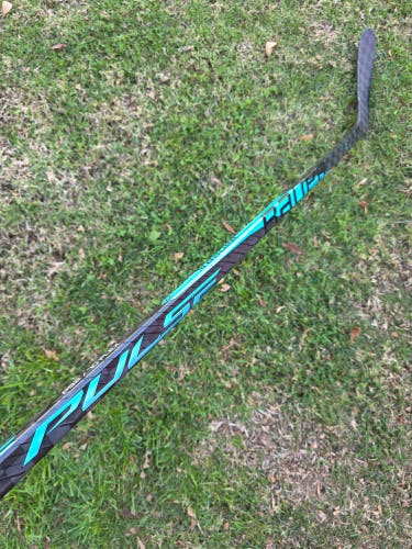 Senior Bauer Pulse Hockey Stick Left Hand P92 70 Flex (Used)