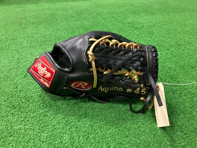 Black Rawlings Heart of the Hide RH Infield Baseball Glove 11.5" (Used)