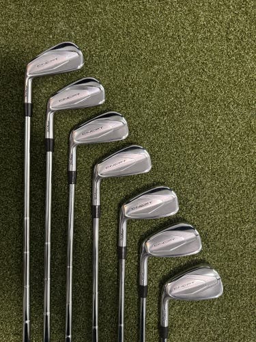 Men's Titleist CNCPT-02 Left Hand Iron Set Extra Stiff Flex Steel Shaft (Used)