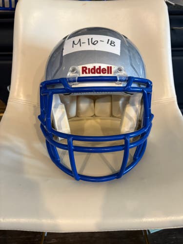 Adult Medium Riddell Speed Helmet (Used)