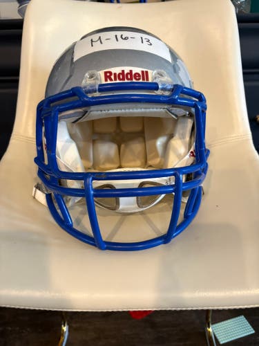 Adult Medium Riddell Speed Helmet (Used)