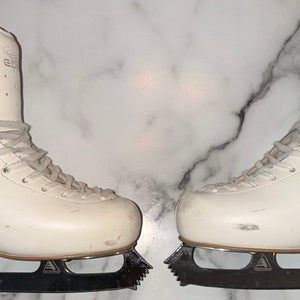 EDEA Overture Figure Skates 240B (Used)