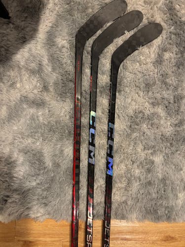 Senior CCM JetSpeed FT4 Pro Right Handed Hockey Stick P28 85 Flex (Used)