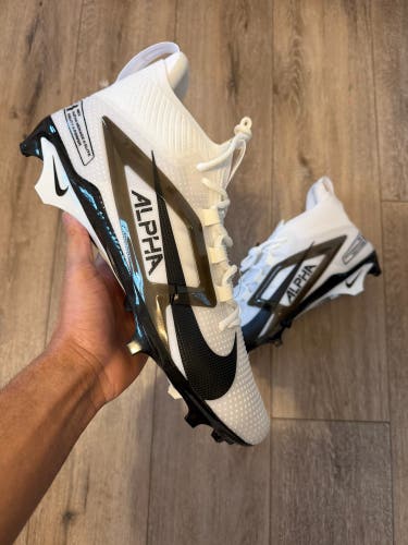 Nike Alpha Menace 4 Elite size 14 (New)