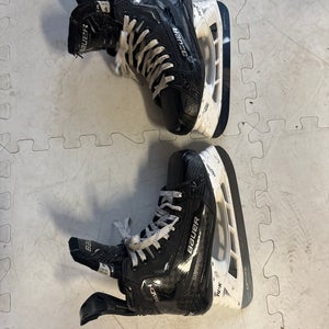 Bauer Supreme Mach Hockey Skates Size 5 (Used)