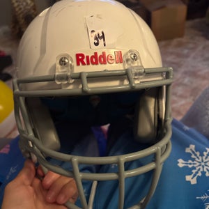 Youth XS Riddell SpeedFlex Helmet (Used)
