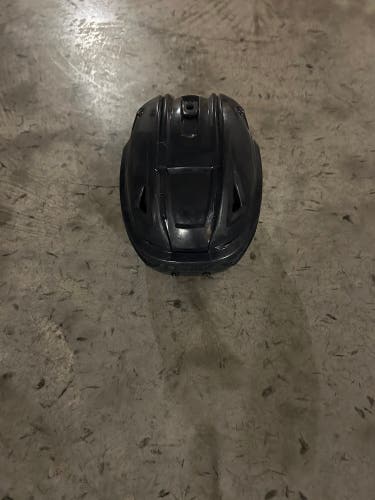Medium Bauer Re-Akt 150 Helmet (Used)