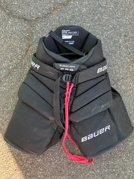 Black Senior Small Bauer Supreme Pro Hockey Goalie Pants (Used)