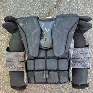 Intermediate Large Bauer Elite Goalie Chest Protector (Used)