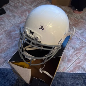 Youth Medium Xenith X2E+ Helmet (New)