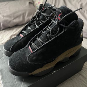 Black Unisex 7Y (Big Kids / Youth) Youth Air Jordan 13 Retro Shoes (Used)