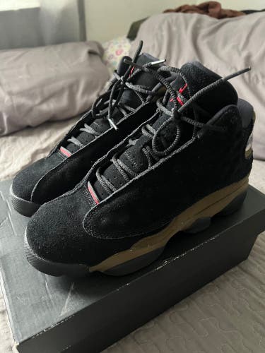 Black Unisex 7Y (Big Kids / Youth) Youth Air Jordan 13 Retro Shoes (Used)