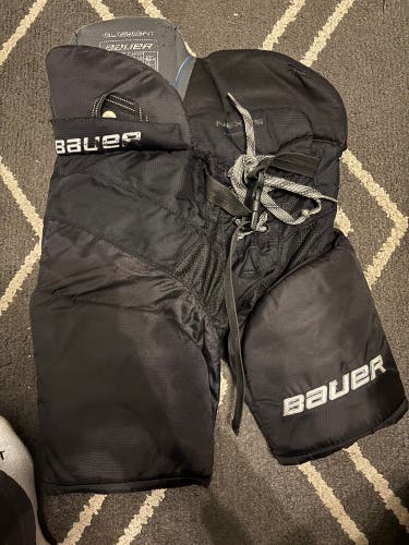 Junior Small Bauer Nexus Hockey Pants (Used)