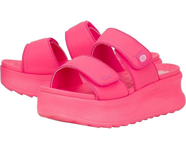 Hey Dude Delray Sandals Women's 9 Electric Pink Round Toe Slip-On Slide HAWK1159