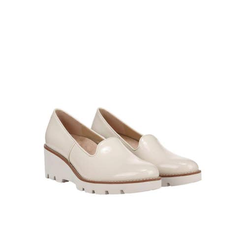 Vionic Willa I7294L4100 Loafers Women's US 8.5 Cream Patent Wedge Heel HAWK1101
