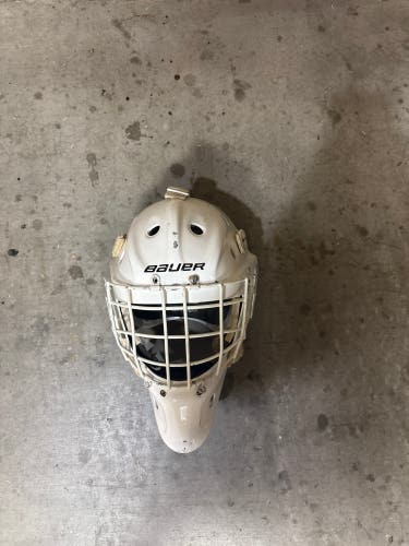 Senior Medium 2024 Bauer 940 Goalie Mask (Used)