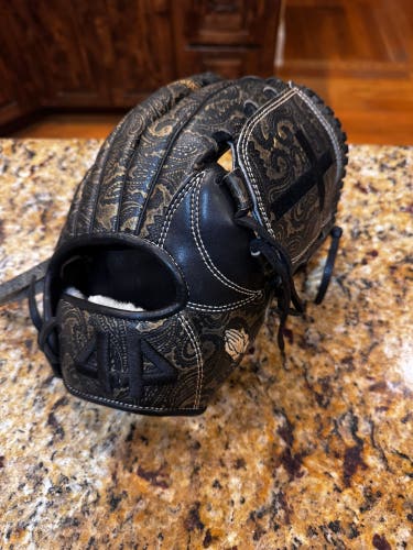 44 Pro 44 Baseball Glove (Used)