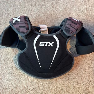 Small Youth Maverik Charger Shoulder Pads (Used)