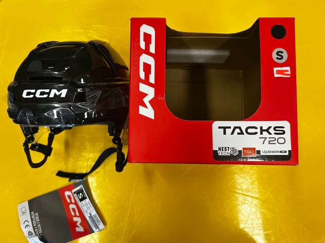 Small CCM Tacks 720 Helmet (New)