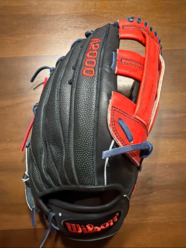 Wilson RH Outfield A2000 HR13 Baseball Glove 12.75" (New)