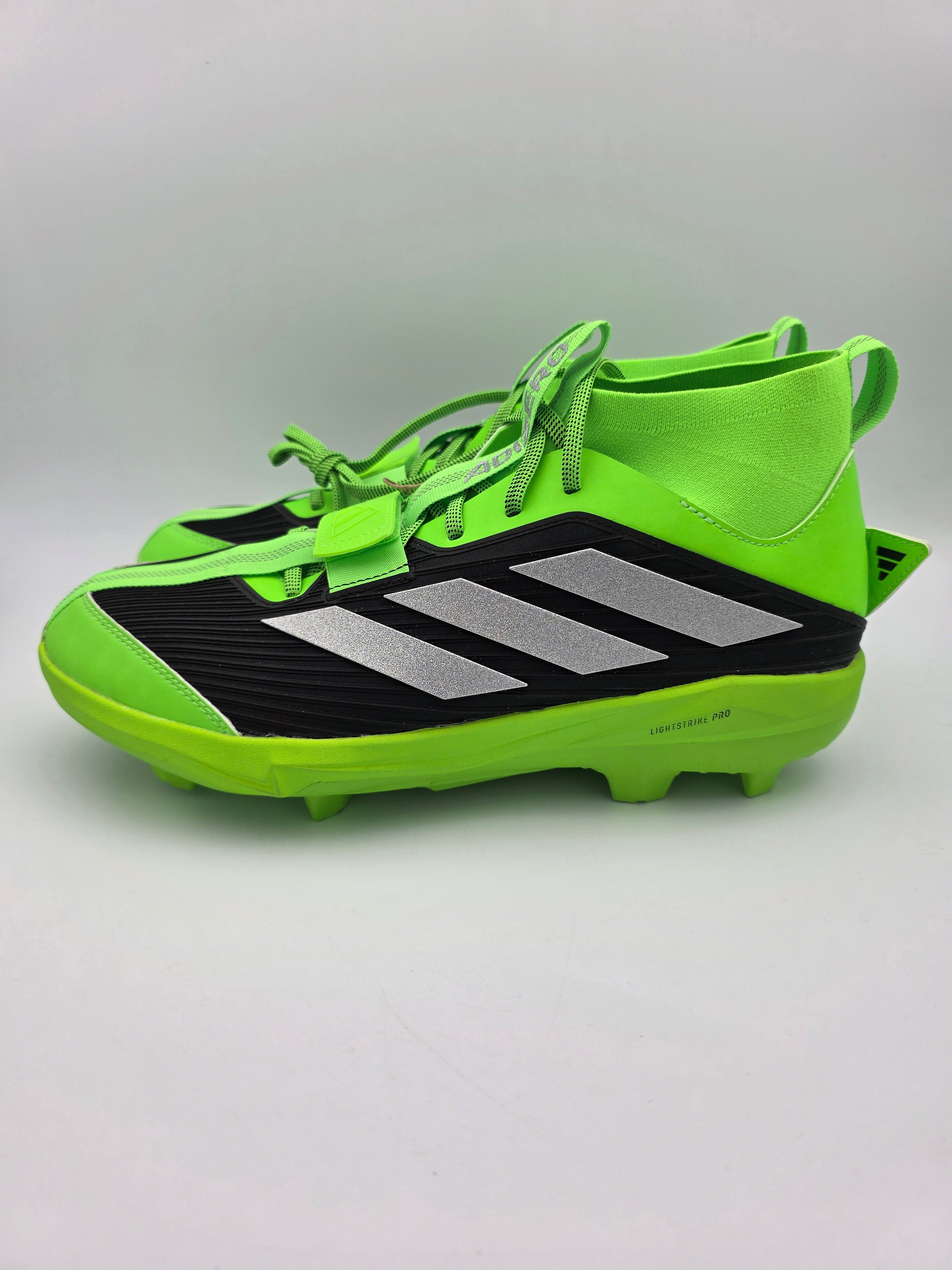 Adidas Men display picture 2