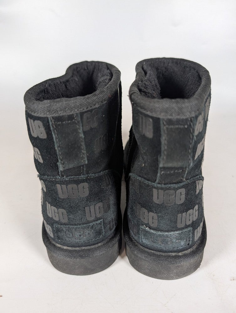 UGG Hartsville Boots Men display picture 3