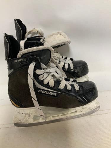 Used Bauer SUPREME ONE.4 Junior Hockey Skate Junior 04 11823-S000036855
