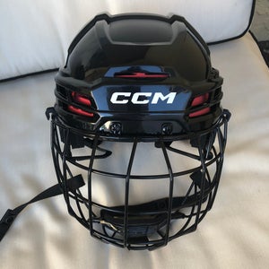 Set of M/L Men's Bauer (New)