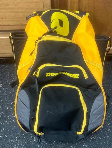 Used Demarini BACKPACK BB/SB Player Backpack Black 11497-S000154867