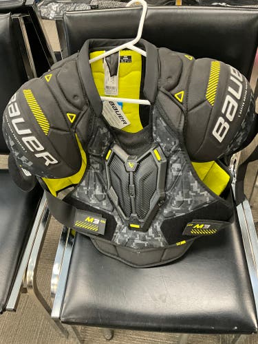 XL Senior Bauer Supreme M3 Shoulder Pads (New)