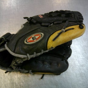 Used Easton TYPHOON BB/SB Glove RH Throw Black 11 1/2" 11339-S000197895