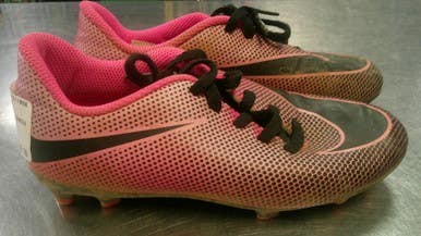 Used Nike Soccer Cleats Pink Youth 13.0 11868-S000067085