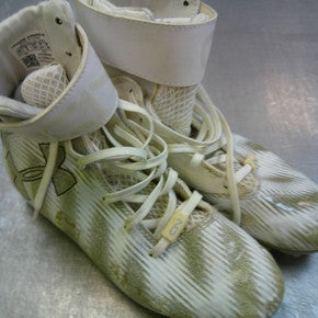 Used Under Armour Adult FB Cleats White Senior 5.5 11339-S000197688