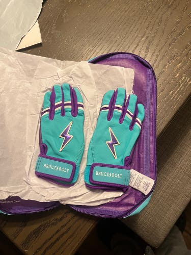 Youth Small Teal and Purple Batting Gloves (New)