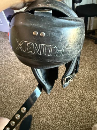Small Adult Xenith Pro Skill Shoulder Pads (Used)