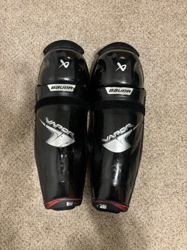 Senior Bauer Vapor 15" Shin Pads (Used)