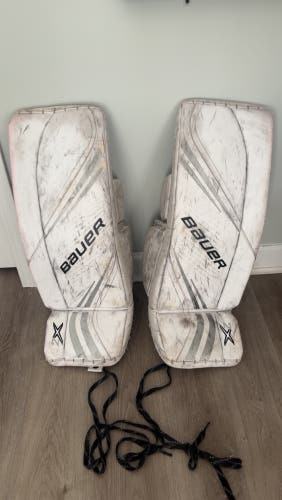 Medium Bauer Vapor 2X Goalie Leg Pads (Used)