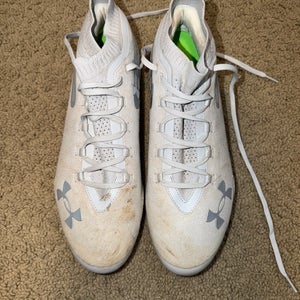 Gray Suede Men's Size M 12.0 (W 13.0) Adult Under Armour Spotlight Low Top Turf Cleats (Used)