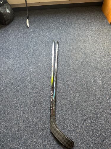 *2 PACK* Bauer Hyp2rlite and Bauer Proto-R. RH. 65 Flex. P90TM Curve. (Used)